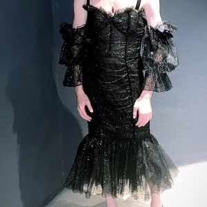 Marchesa Black  Runway Gown With Detached Sleeves